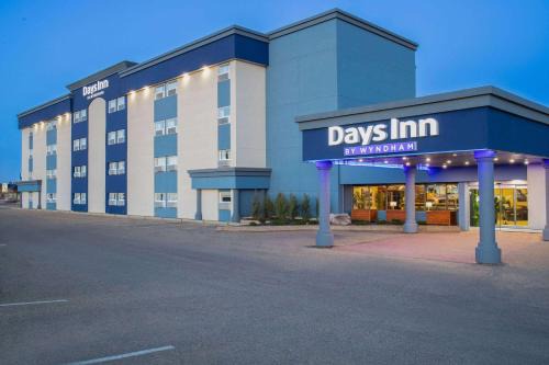Days Inn & Conference Centre by Wyndham Camrose Norsemen
