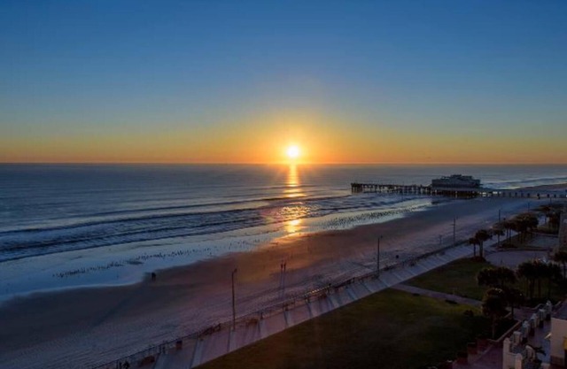 Daytona Beach Home ... Entre Shores y Speedway