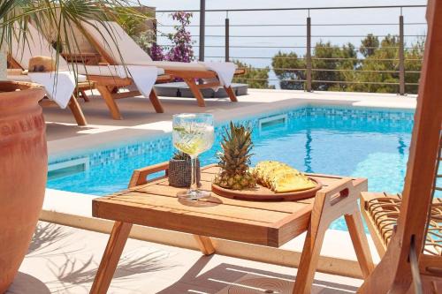 Dazzling Hvar Villa Villa Licita 4 Bedrooms Spacious Sunterrace Fitted With Sunbeds And Parasols Private Outdoor Swimming Pool Shaded