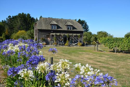 DDOG Vineyard & BnB
