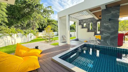 De Flourishing Hill Escape, Cha Am