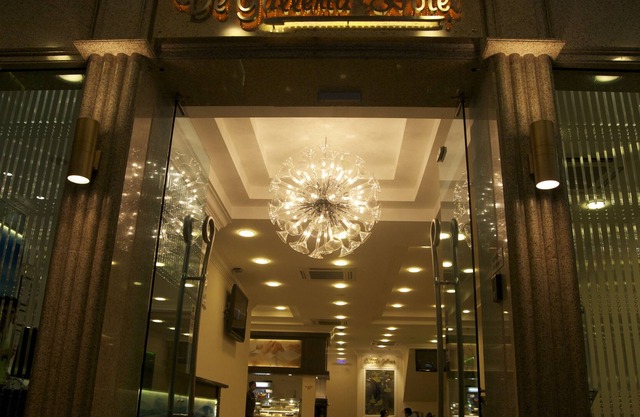 De Galleria Hotel