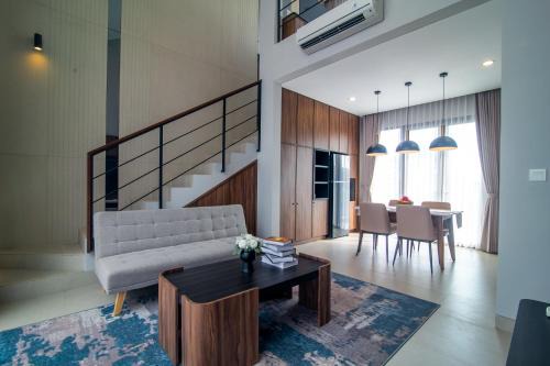 De'Kunyit Villa