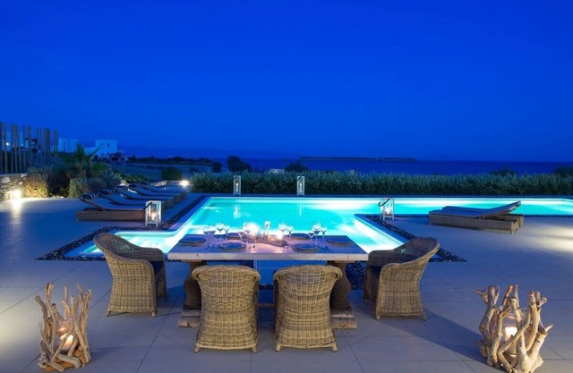 De Luxe Villa with Sea View and Pool