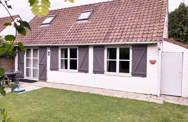 De Panne: 6 pers. casa de pescador en el dominio con piscina cerca de Plopslaland / WIFI