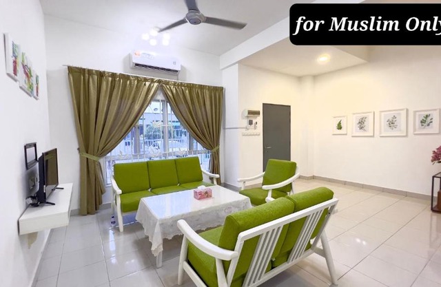 De Qasturee KLIA@Kota Warisan homestay nearest to airport