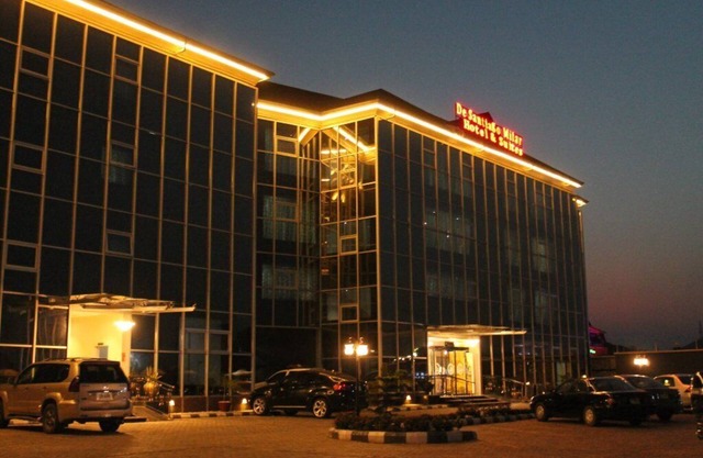 De Santiago Milan Hotel and Suites