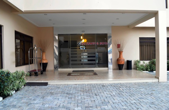 De Santos Hotel