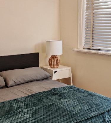 Deakin Uni - 8 Min Walk Private Kitchen & Bathroom Asian Grocer Next Door Camberwell