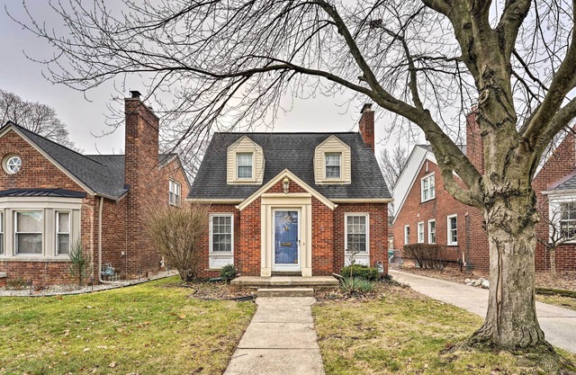 Dearborn Home w/ Games & Furnished Patio