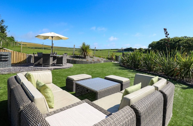 Dechrau Newydd, CARDIGAN
