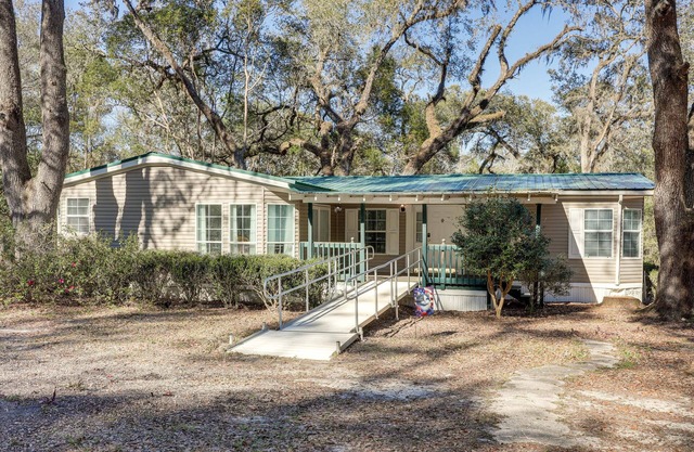 Peaceful McAlpin Home on 5 Acres w/ Private Deck!