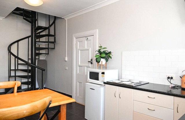 Deck Quarters - The Loft - Sleeps 2