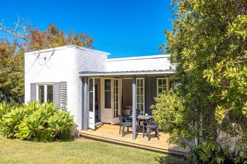 Deco Cottage