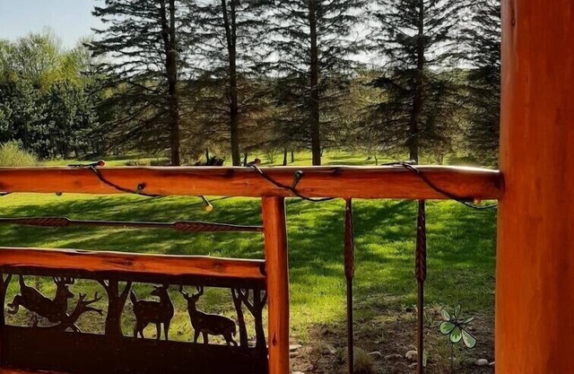 Deer Point Trails - A Northern Escape!