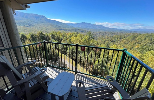 Deer Ridge Mountain Resort by JMR