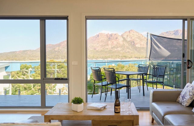 Deja Blue 2 - Freycinet