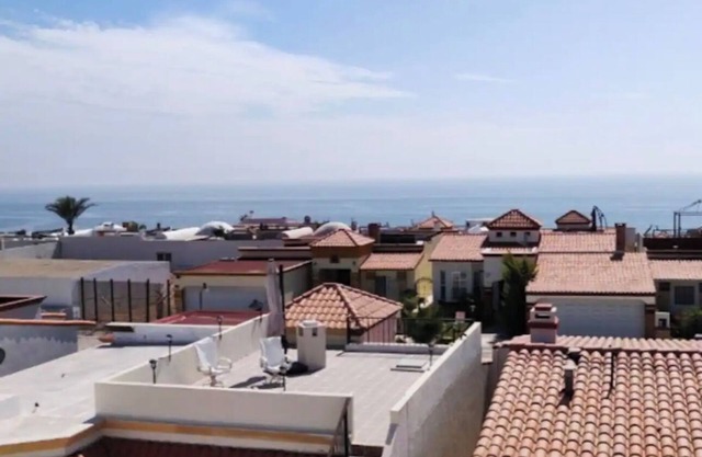 Delightful 2-bedroom condo with WiFi in Plaza del Mar