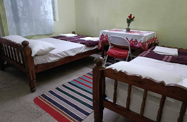 Delightful 3-bedroom house in Ponnampet ,Kodagu with beautiful nature around.