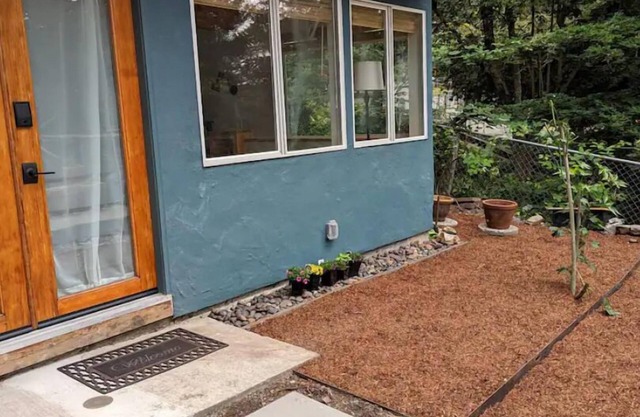 Delightful Berkeley Hills Retreat.