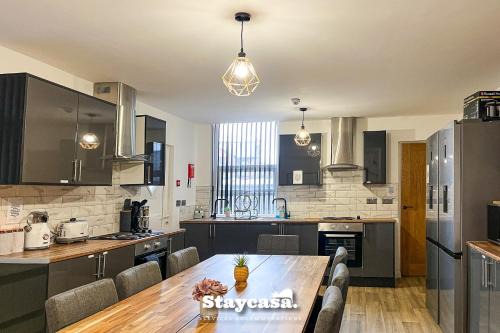 Delightful Spacious Haven With Large Driveway