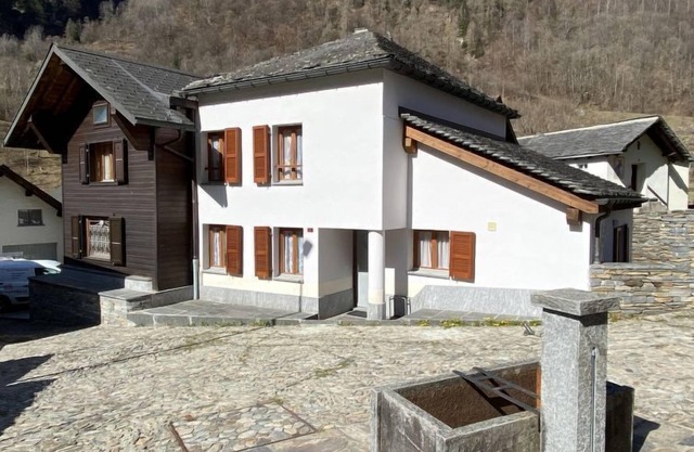 Della Posta Cervo Giardino by Interhome