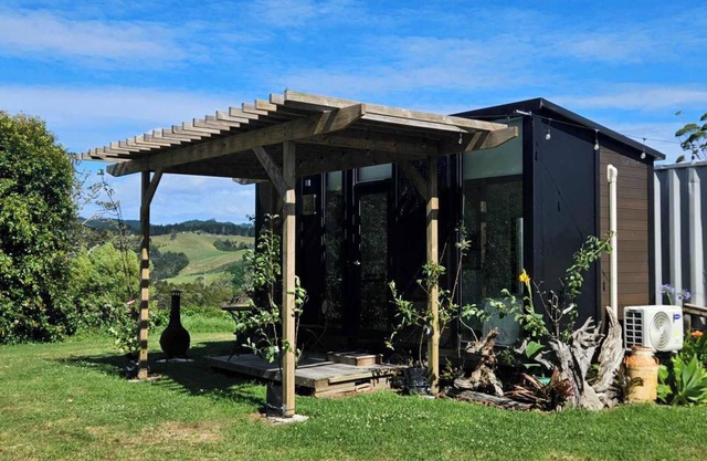 Deloraine Tiny Retreat by Tiny Away