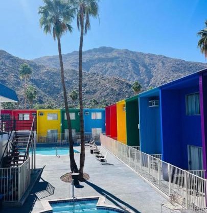Delos Reyes Palm Springs