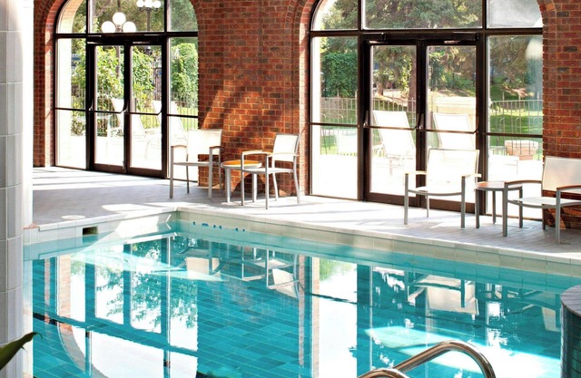 Delta Hotels by Marriott Bessborough