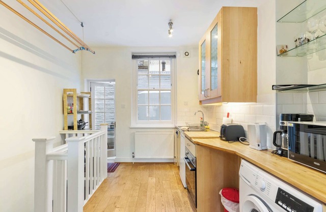 Deluxe 1 bed Barbican Duplex