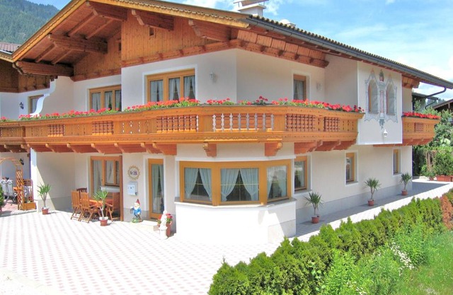 Deluxe Apartment Sonnseite