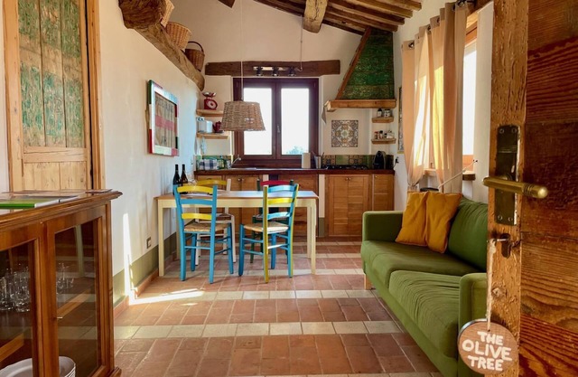 La Corte del Gusto - The Olive Tree Apt. con piscina infinita y una vista increíble