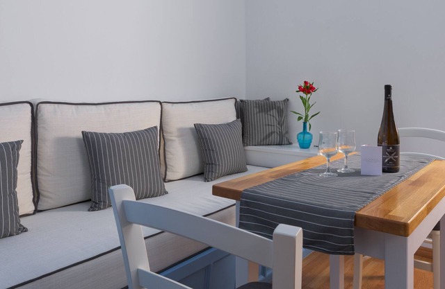 Apartamento Deluxe con porche privado y vistas al mar D, Symi