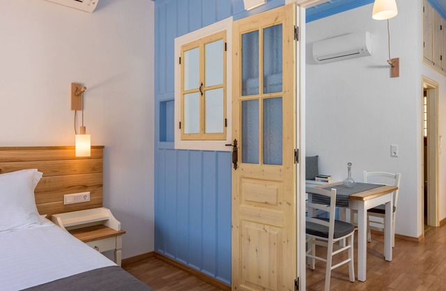 Apartamento Deluxe con balcón privado y vistas al mar A, Symi