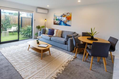 Deluxe Central retreat w/super king bed
