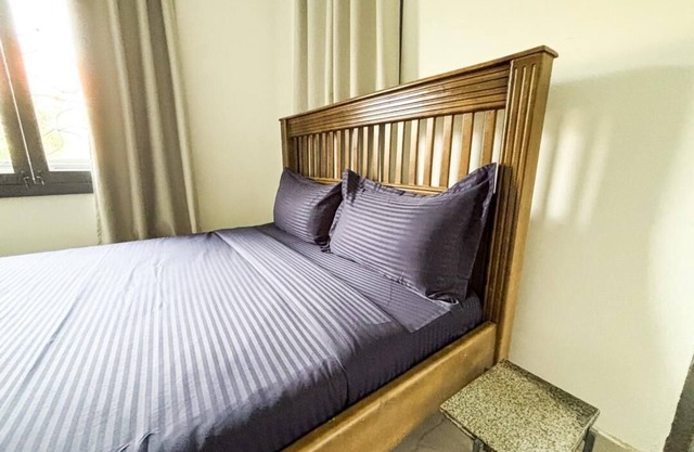 Deluxe Double Bedroom Entebbe with En-suite Bathroom