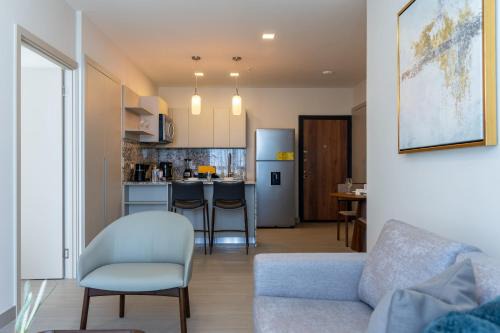 Deluxe Guest Condo Suite 2BR