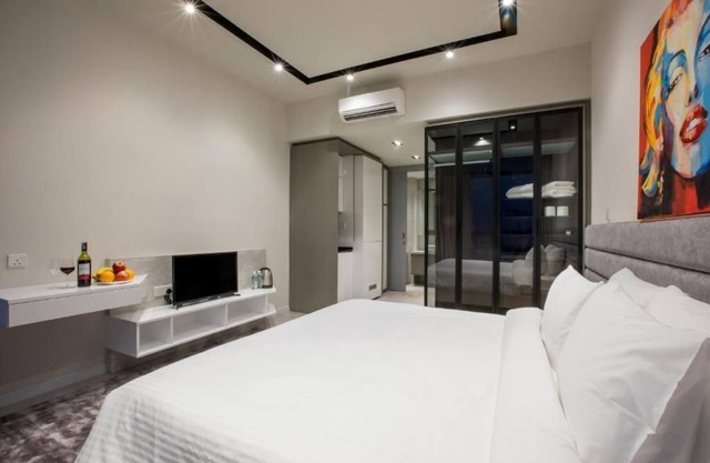 Suite Deluxe King con vistas a la torre gemela 16