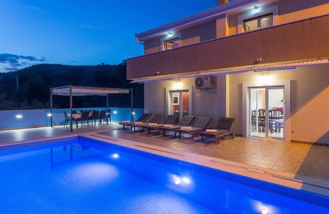 Villa de lujo en Trilj | 2 Dormitorios | Villa G&P | Piscina Privada | Perfecto para familias