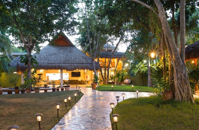 Deluxe Private Villa with Pool