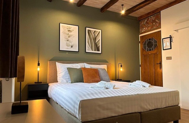 Deluxe room B1 Summar