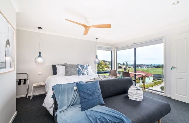 Suite Deluxe con vista al mar - Cama King con baño privado y sensacionales vistas al mar