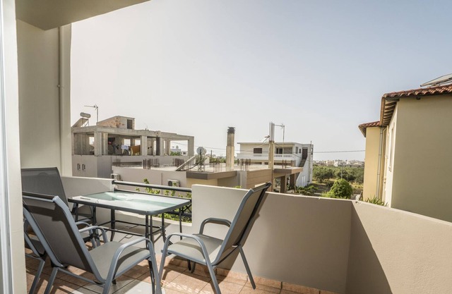 Deluxe Sunny Apartments