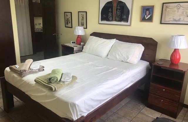 Apartamento de dos dormitorios con vistas al centro de la ciudad