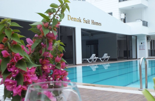 Demak Suit Homes