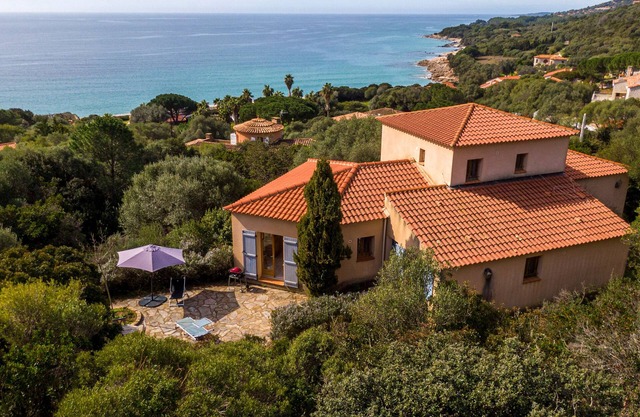 Demi Villa Dans u Quartier Résidentiel Avec Accès Privé à la Plage
