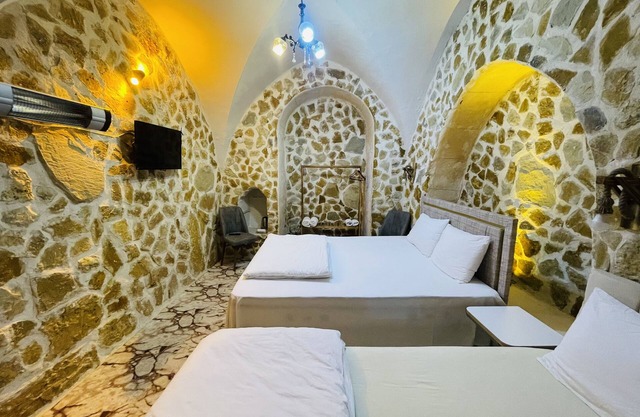 Demirhan Otel