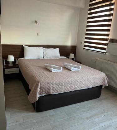 Deni Apartments