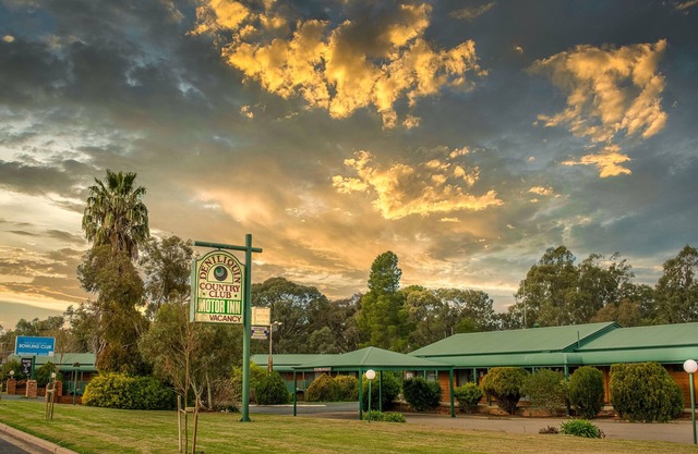 Deniliquin Country Club Motor Inn