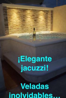 DEPA 100 POR CIENTO FAMILIAR ACAPULCO CERCA DEL MAR CON ROFF GARDEN y JACUZZI